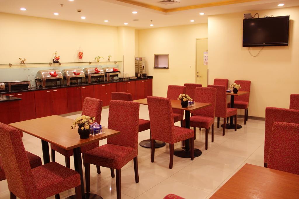 Hanting Hotel Shanghai South Railway Station Luoxiang Road Branch Kültér fotó