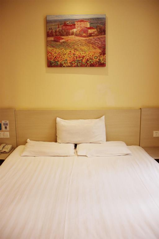 Hanting Hotel Shanghai South Railway Station Luoxiang Road Branch Kültér fotó